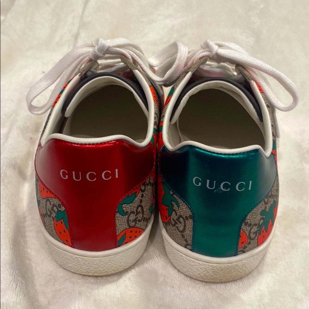 Gucci Strawberry Print Sneakers w/Original Box & Duster Bag - Picture 3 of 11